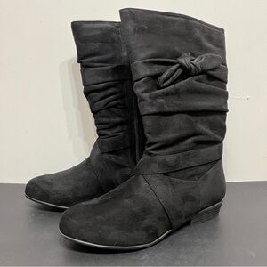 Comfortview The Heather wide calf boots made of faux suede 11M